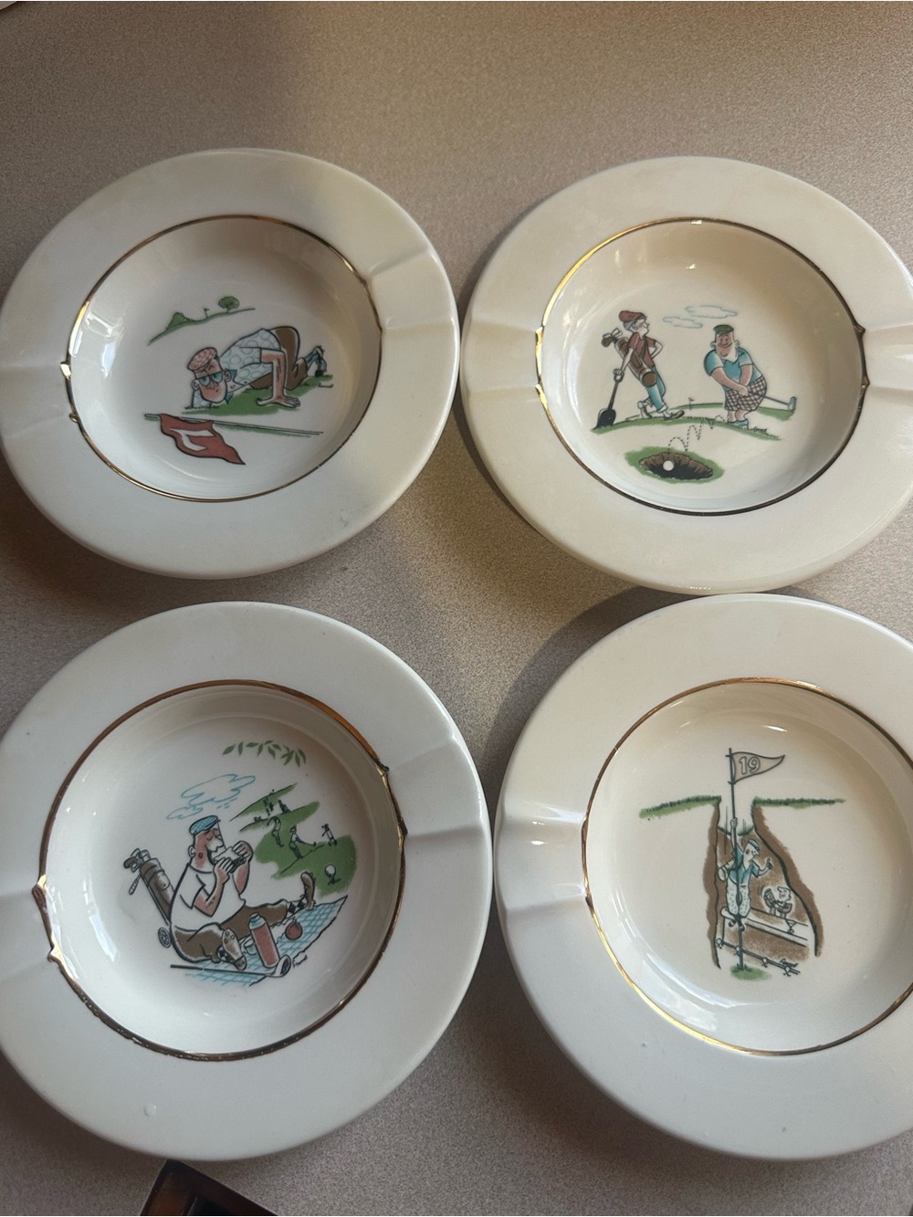 Vintage Golf Cartoon Ceramic Ashtray Set - White with Green Accents